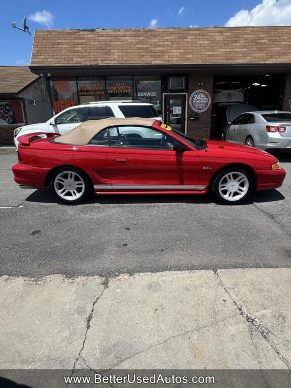1998 Ford Mustang GT - Photo 8