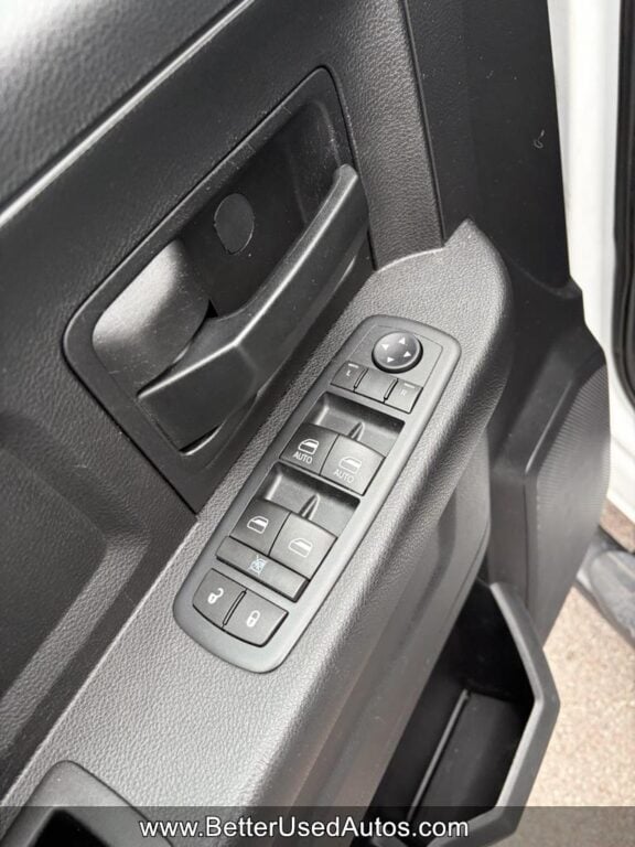 2016 RAM Ram 1500 Pickup Tradesman - Photo 9